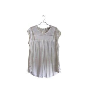 Danielrainn Top Women's Size 2X White Lacey Cap Sleeve